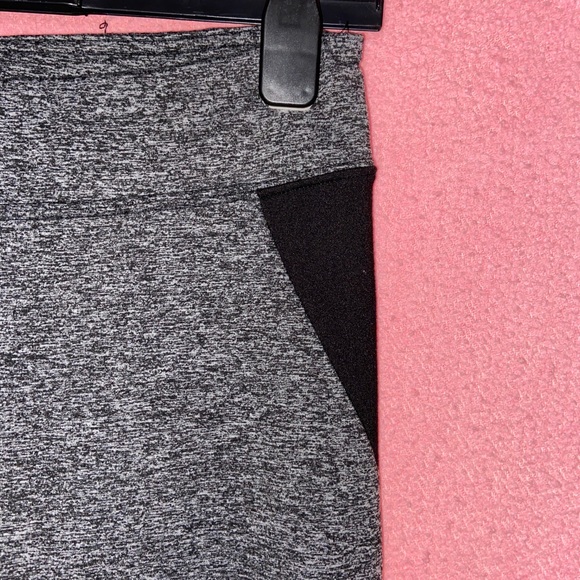 Salt and pepper with mesh leggings from Ardene - Picture 3 of 6